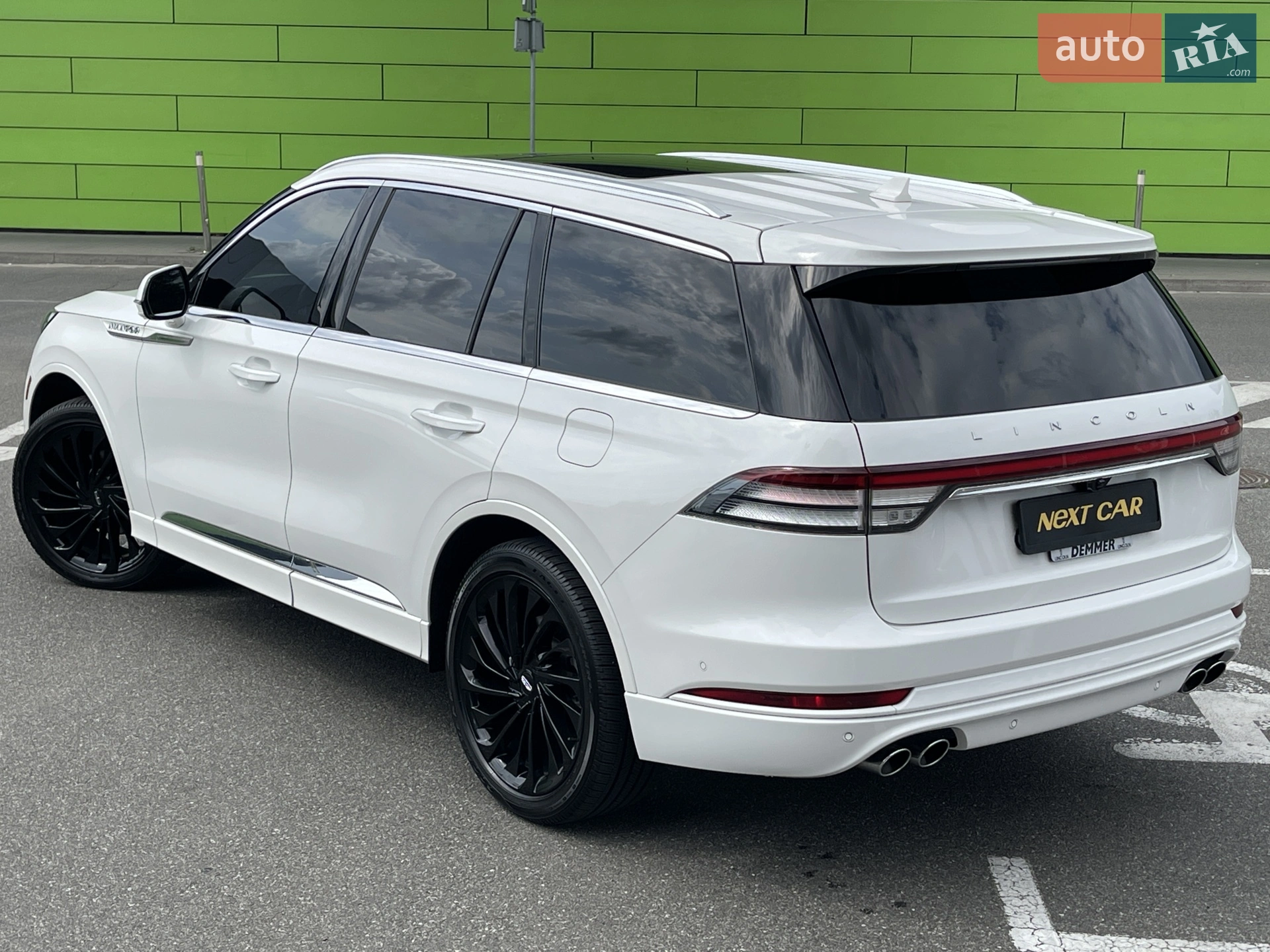 2020 Lincoln Aviator - мініатюра 9