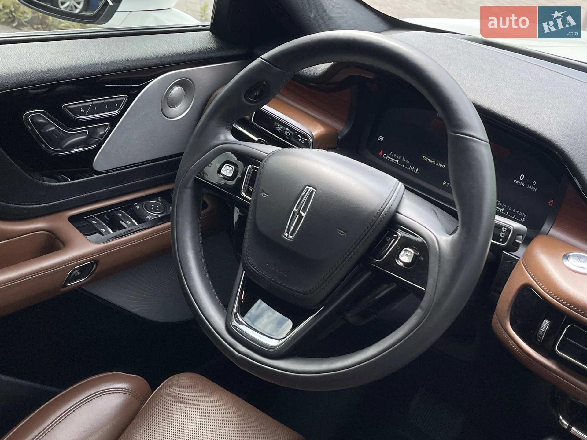 2020 Lincoln Aviator - мініатюра 18