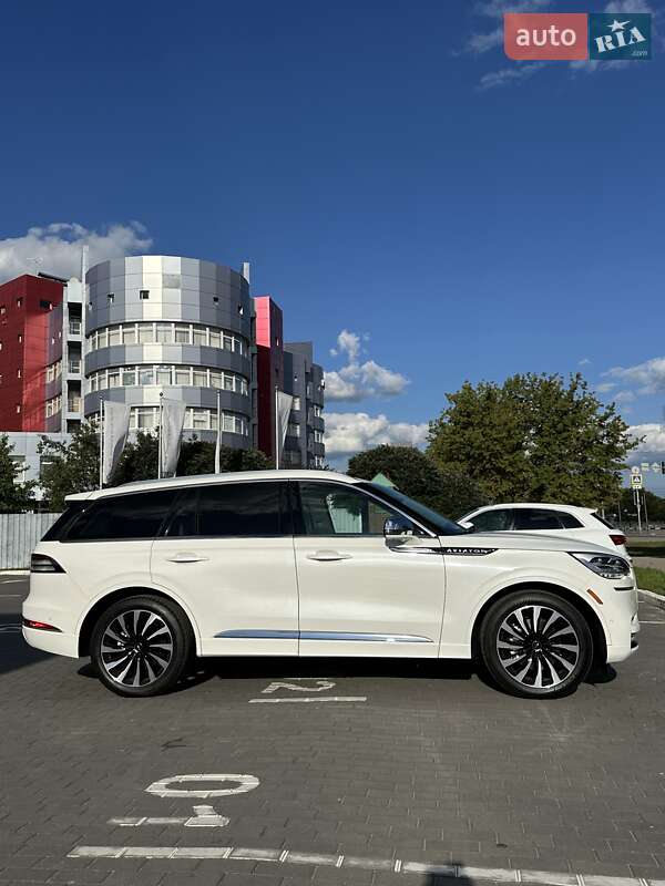 Внедорожник / Кроссовер Lincoln Aviator 2021 в Киеве
