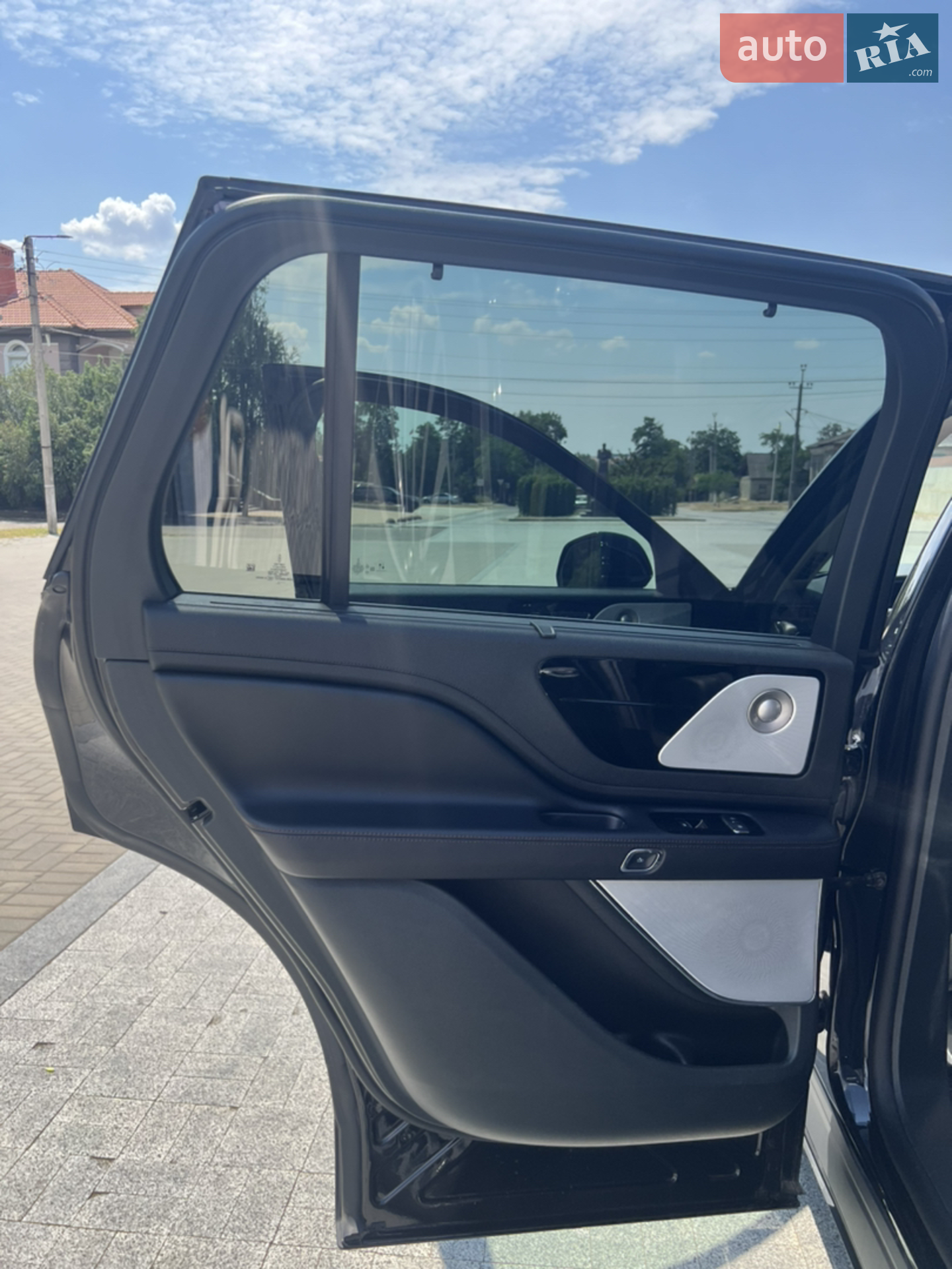 2023 Lincoln Aviator - мініатюра 11