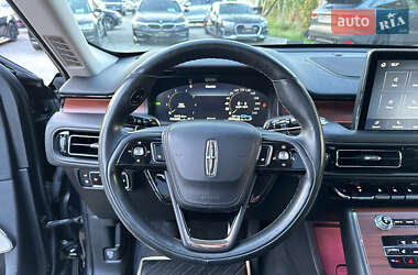 Внедорожник / Кроссовер Lincoln Aviator 2023 в 