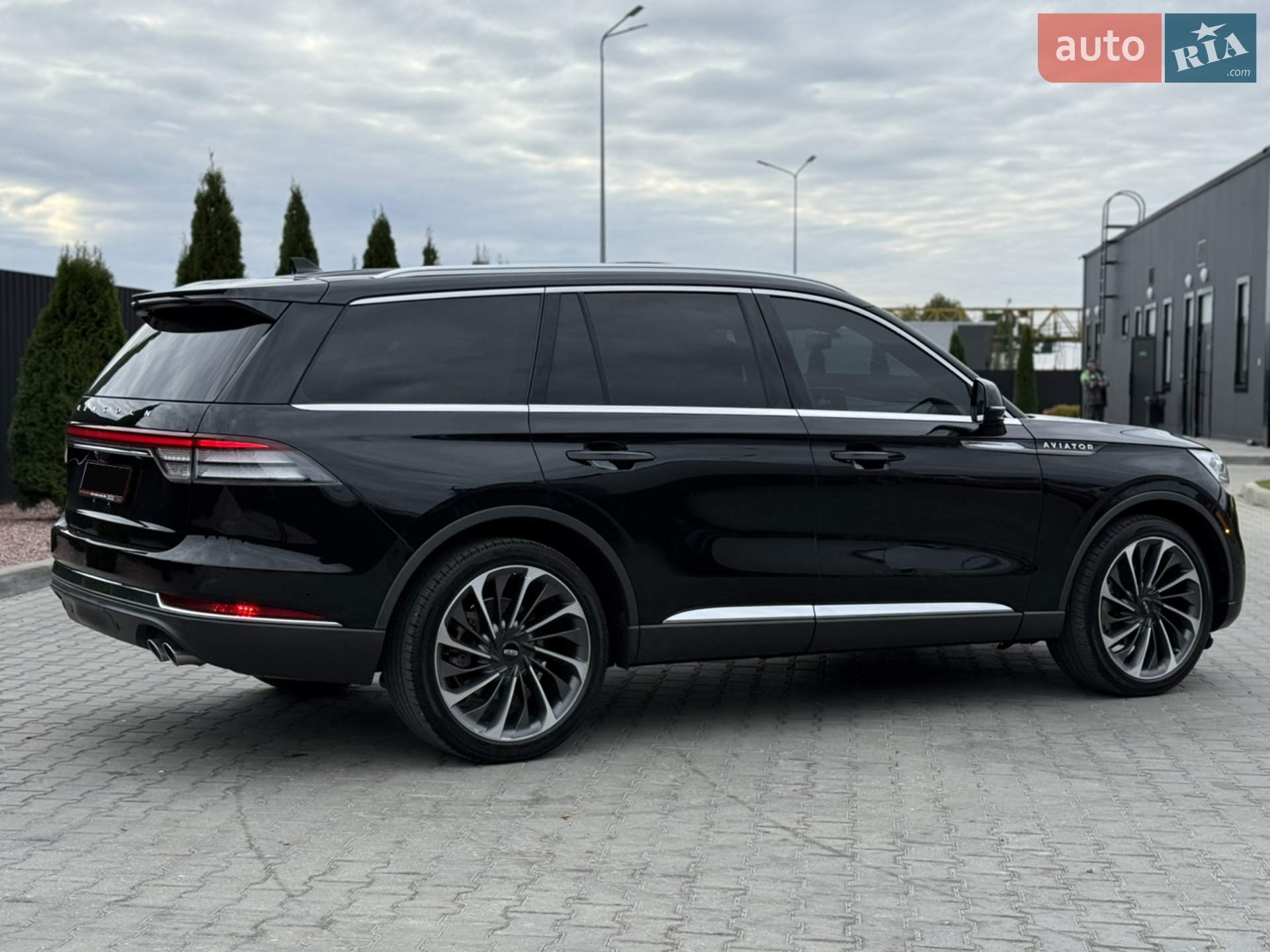 2020 Lincoln Aviator - мініатюра 12