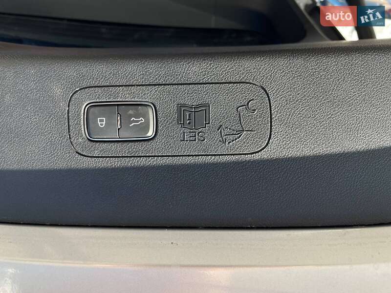 Внедорожник / Кроссовер Lincoln Aviator 2021 в Киеве фото 57 Внедорожник / Кроссовер Lincoln Aviator 2021 в Киеве