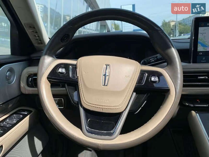 Позашляховик / Кросовер Lincoln Aviator 2019 в Києві фото 29 Позашляховик / Кросовер Lincoln Aviator 2019 в Києві