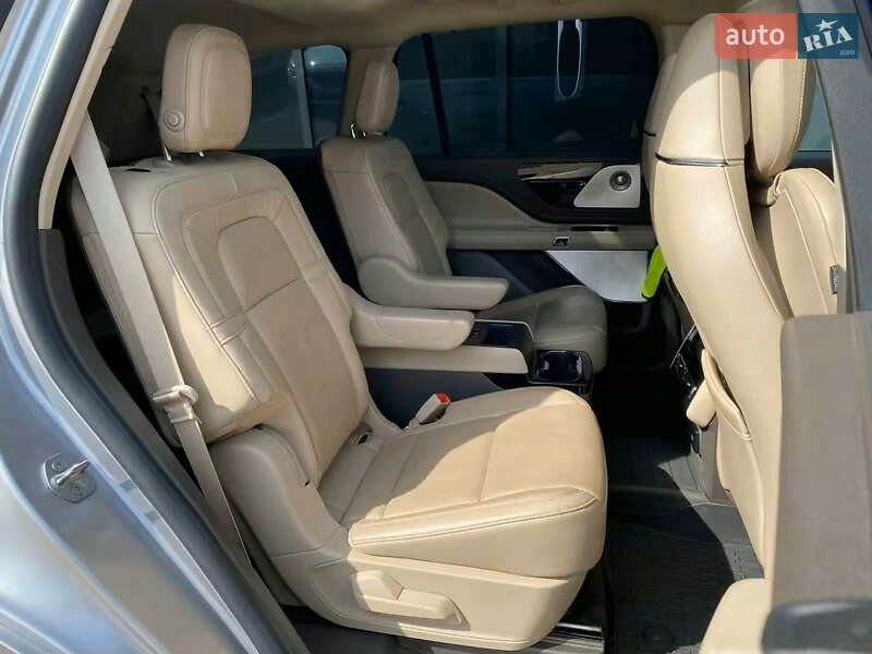 Позашляховик / Кросовер Lincoln Aviator 2019 в Києві фото 33 Позашляховик / Кросовер Lincoln Aviator 2019 в Києві