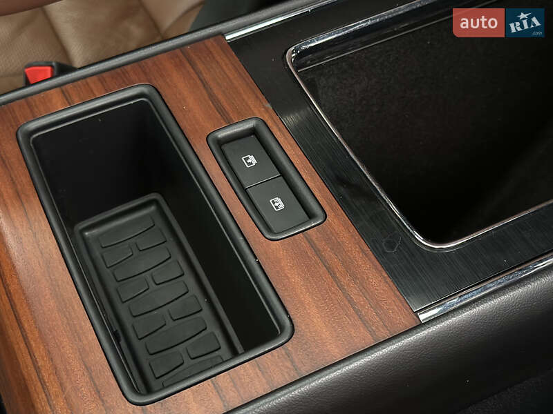 Позашляховик / Кросовер Lincoln Aviator 2019 в Шептицькому