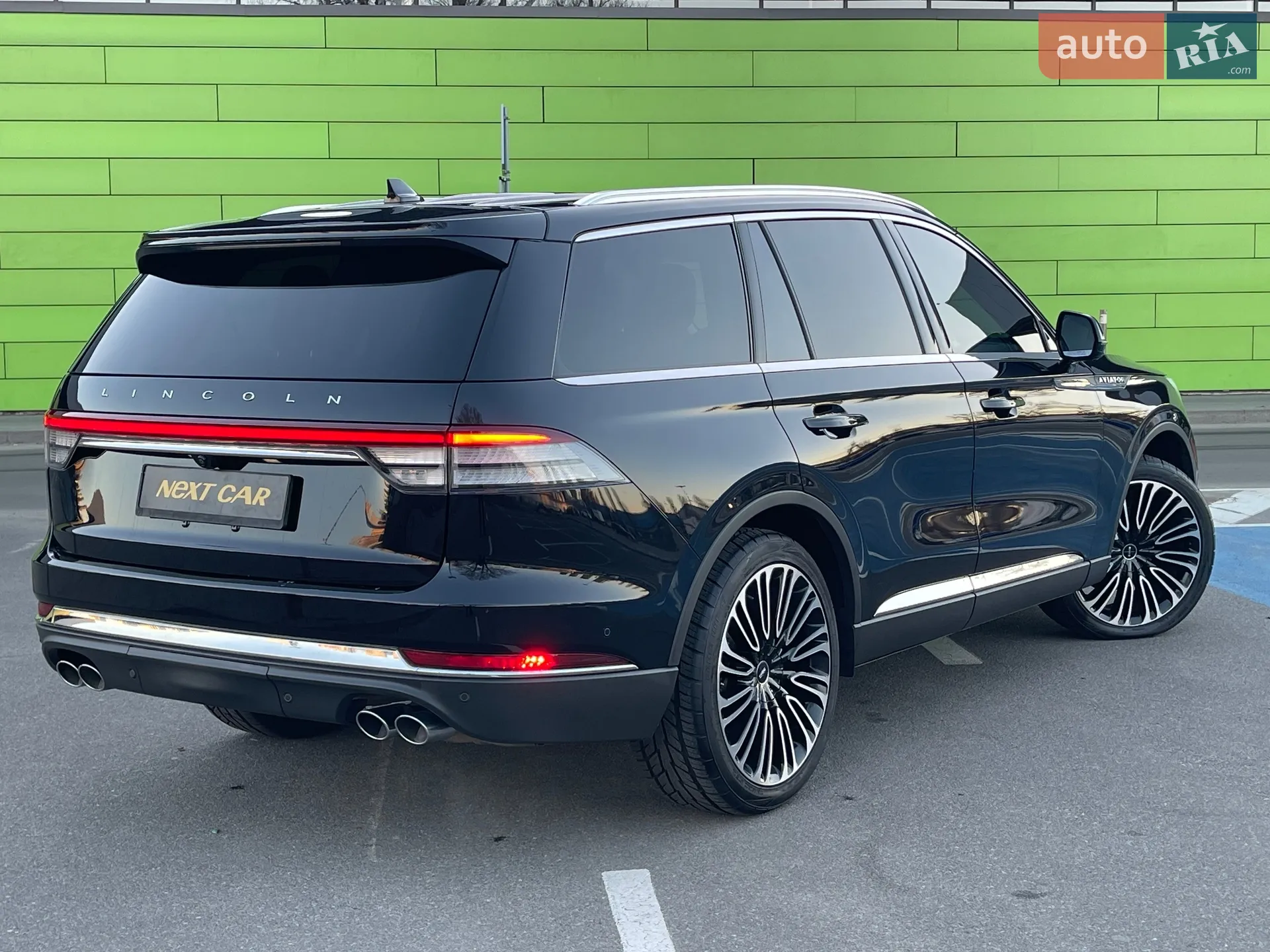 2020 Lincoln Aviator - мініатюра 6