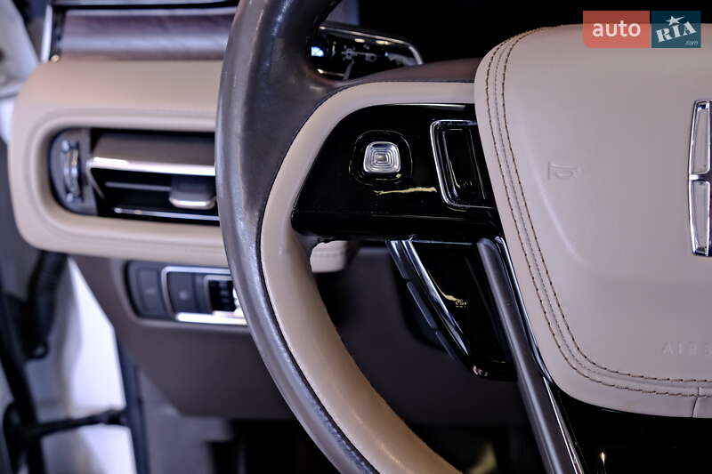 Внедорожник / Кроссовер Lincoln Aviator 2022 в Одессе