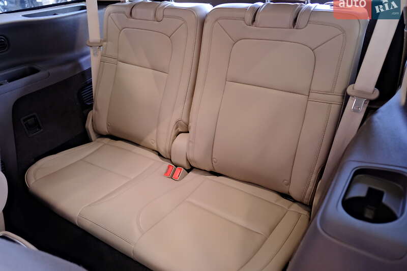 Внедорожник / Кроссовер Lincoln Aviator 2022 в Одессе