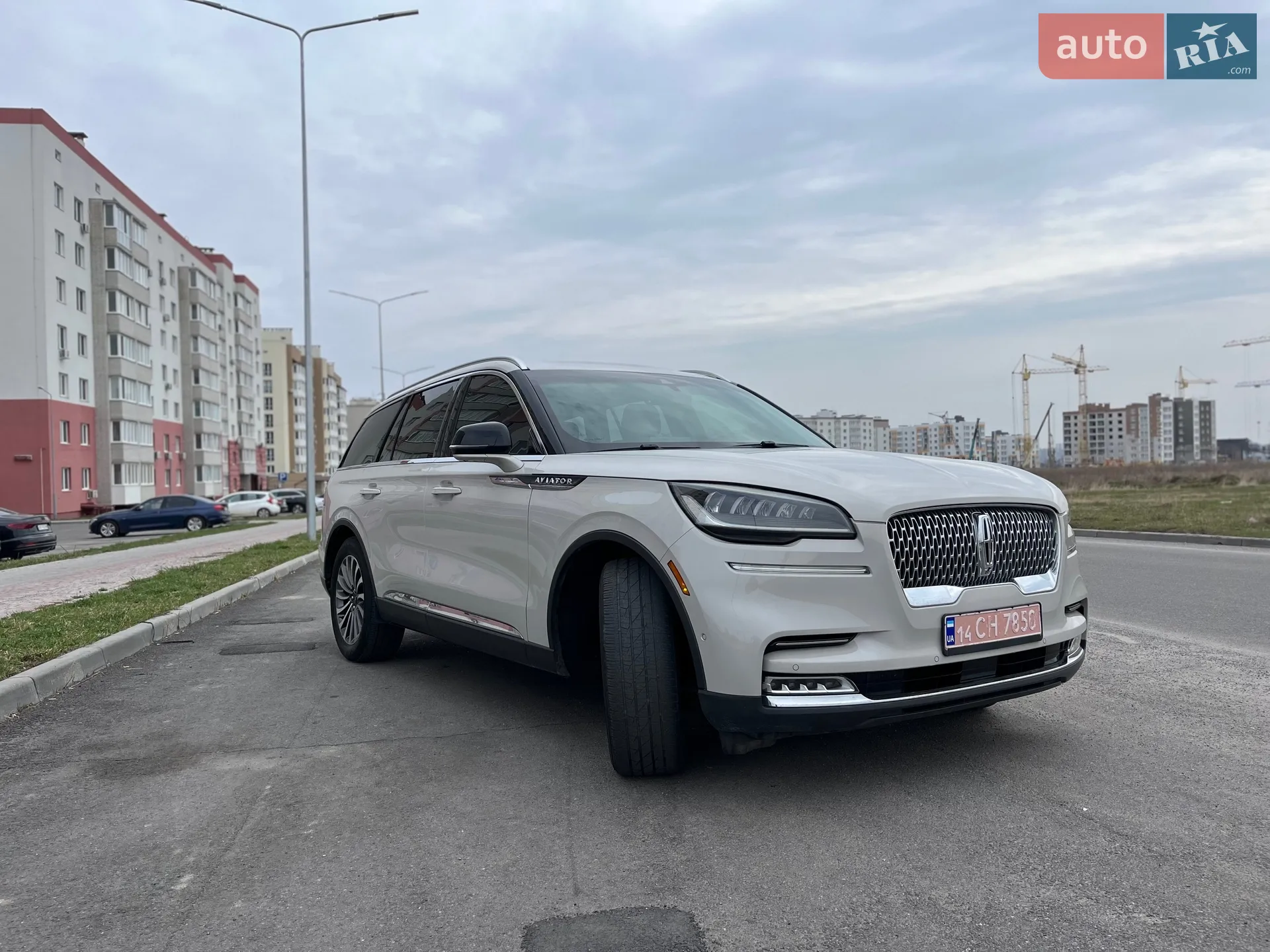 2020 Lincoln Aviator - мініатюра 5