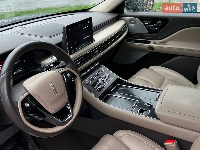 Внедорожник / Кроссовер Lincoln Aviator 2021 в Львове