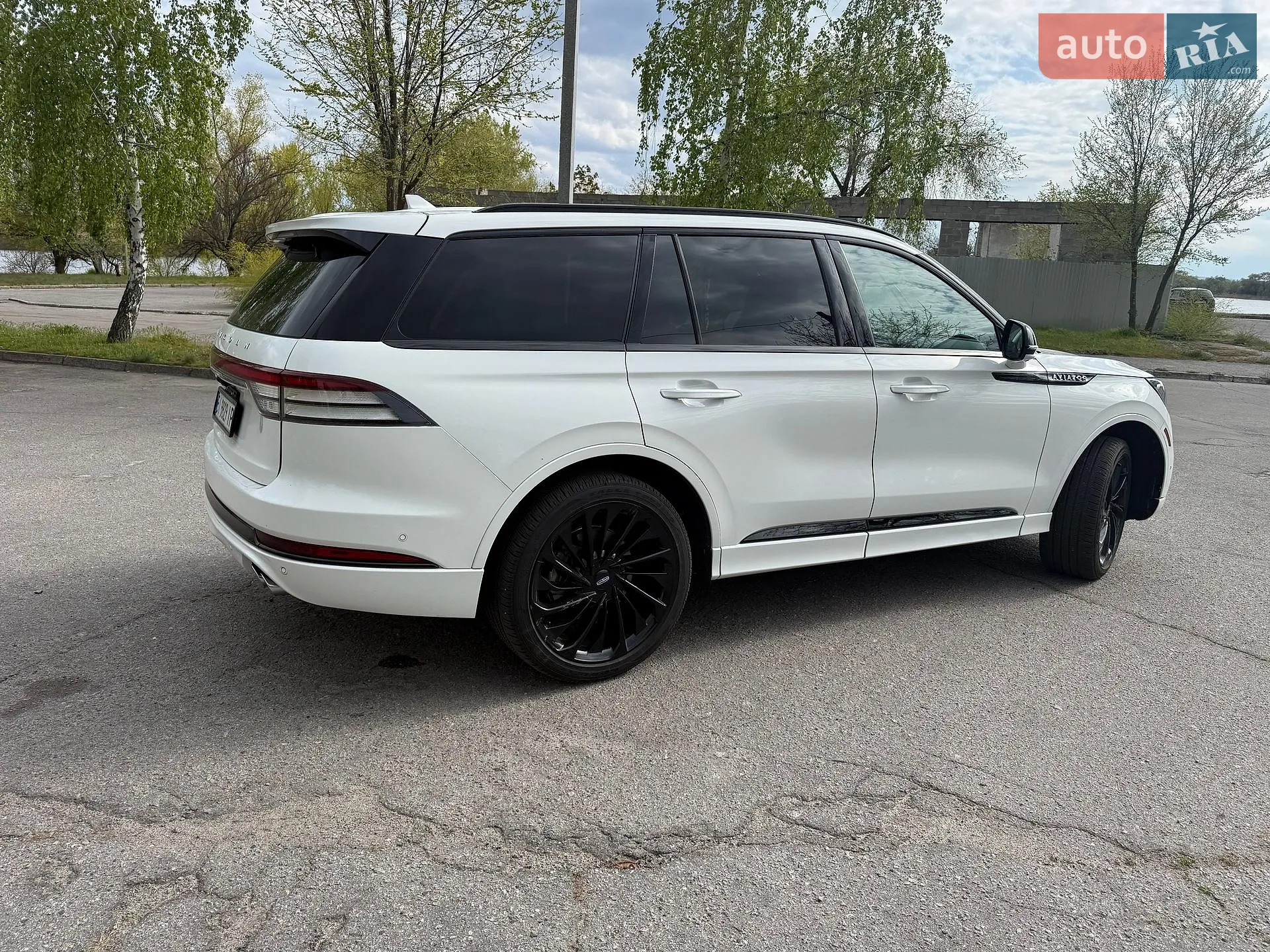 2024 Lincoln Aviator - мініатюра 3