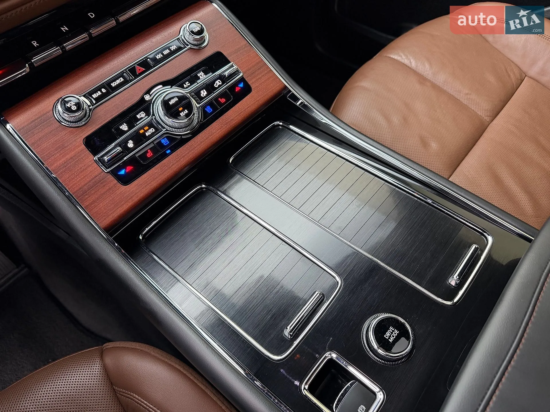 2023 Lincoln Aviator - мініатюра 44