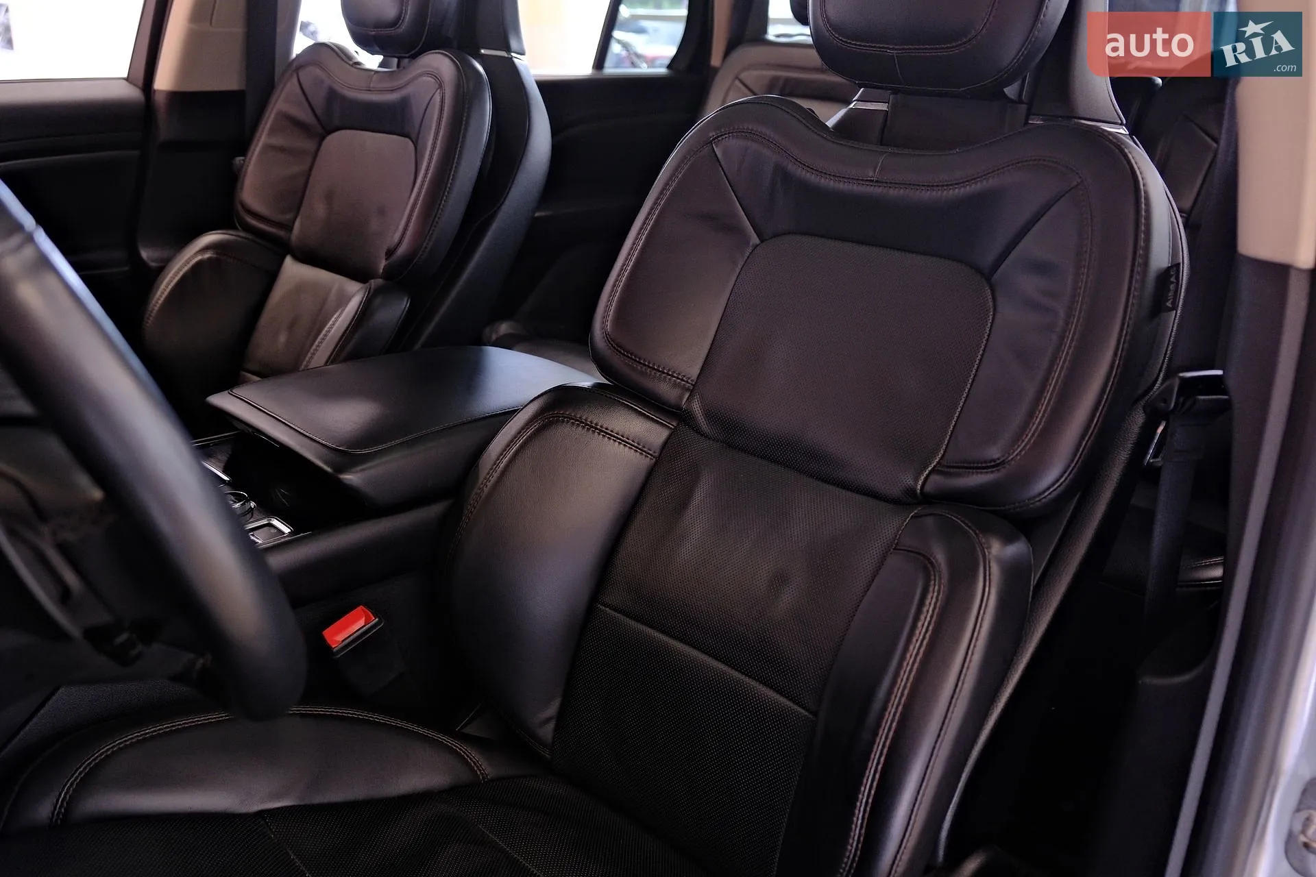 2021 Lincoln Aviator - мініатюра 28