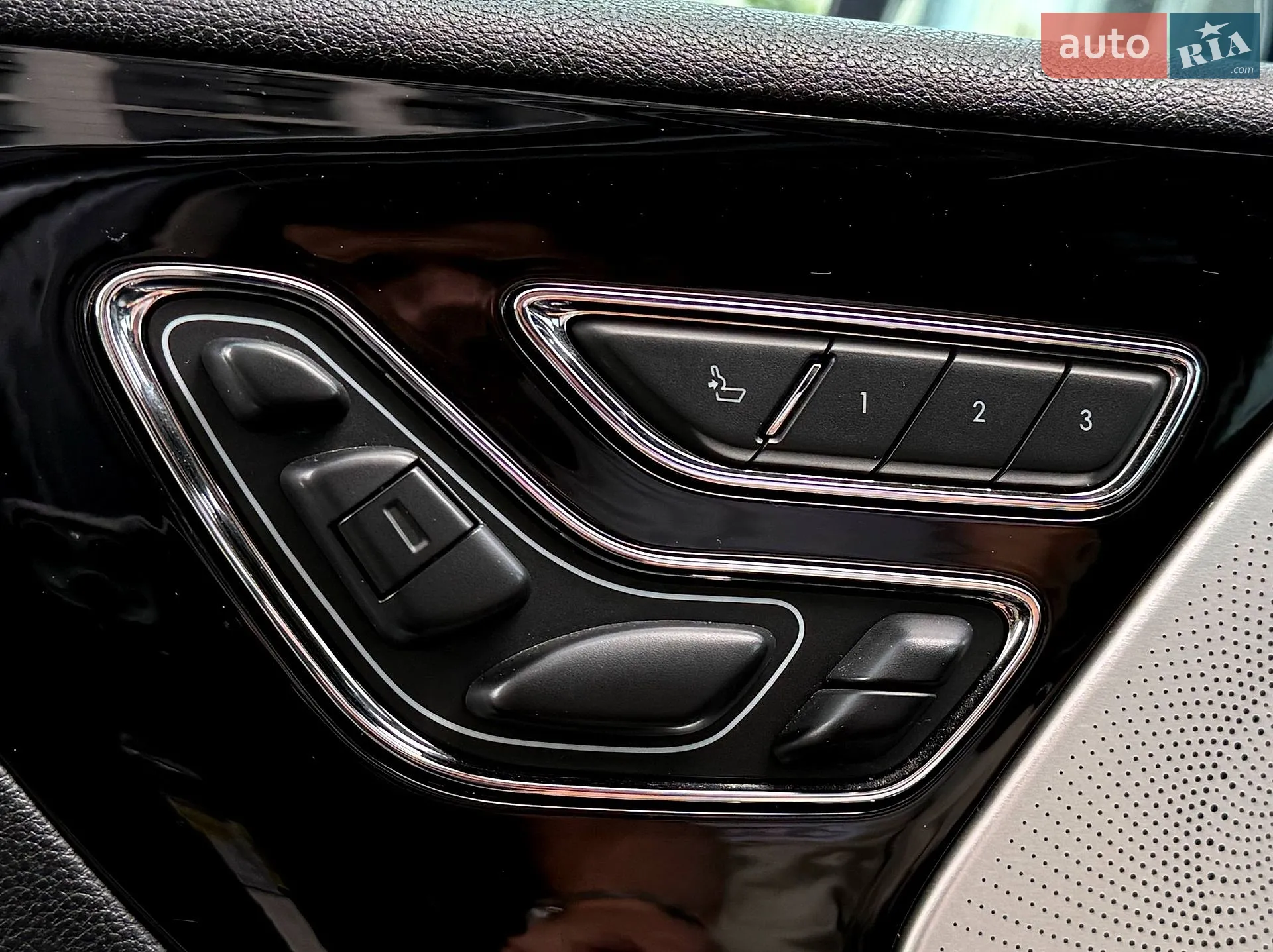 2019 Lincoln Aviator - мініатюра 33