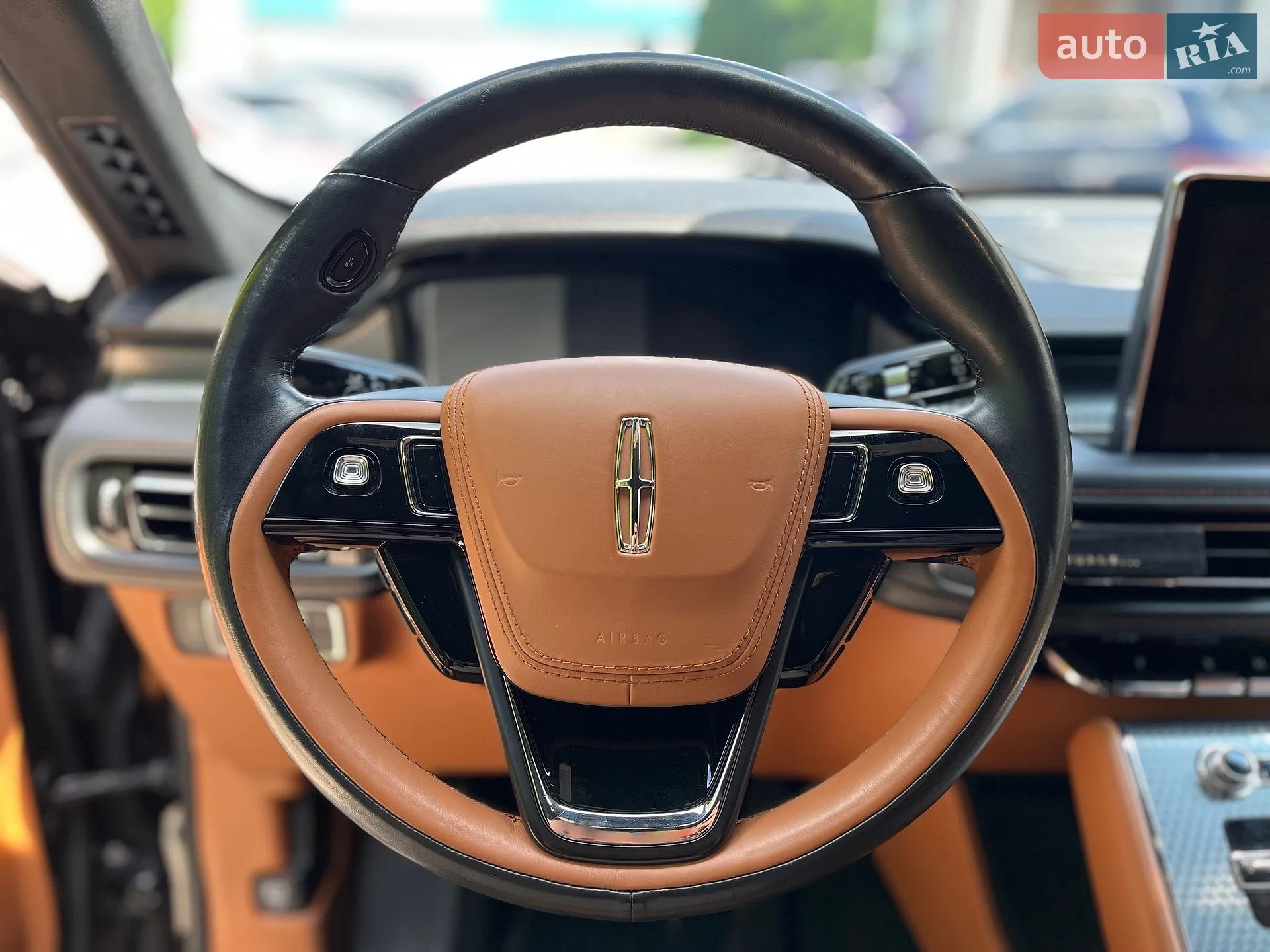 2022 Lincoln Aviator - мініатюра 15
