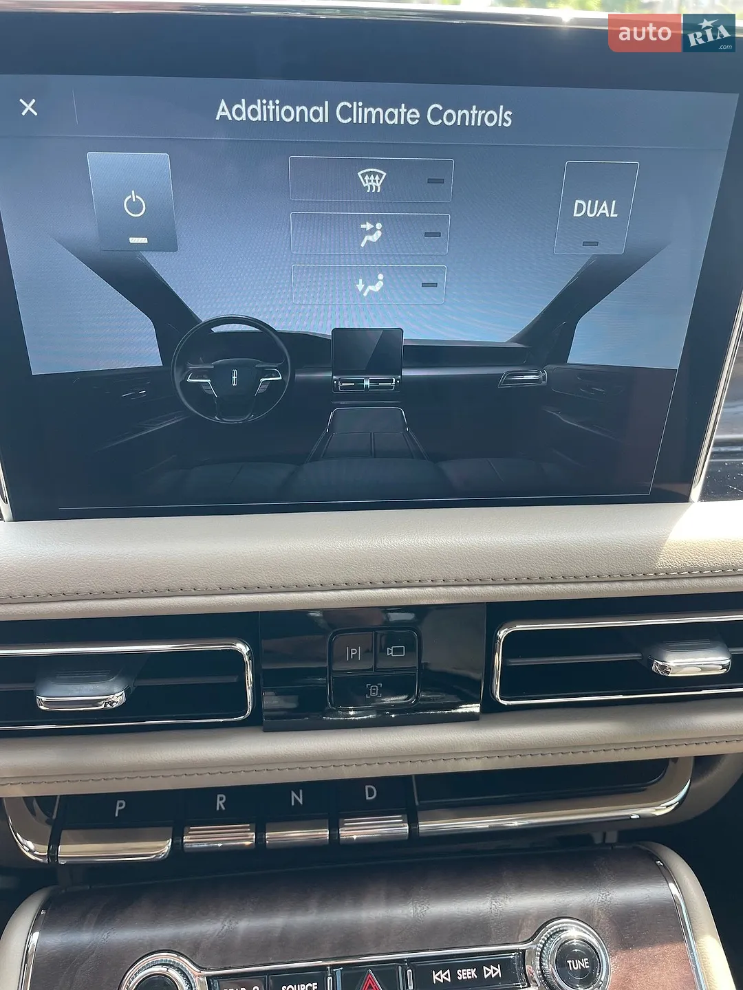 2022 Lincoln Aviator - мініатюра 30