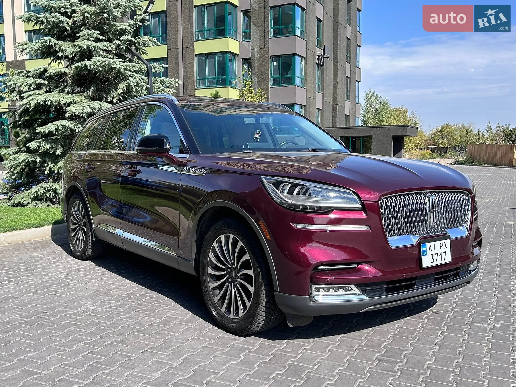 2019 Lincoln Aviator - мініатюра 4