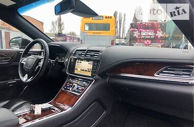 Седан Lincoln Continental 2017 в 