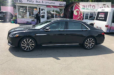 Седан Lincoln Continental 2017 в 