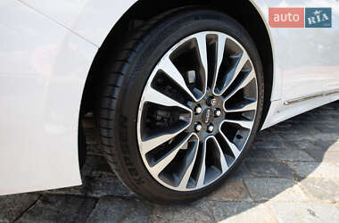 Седан Lincoln Continental 2019 в 