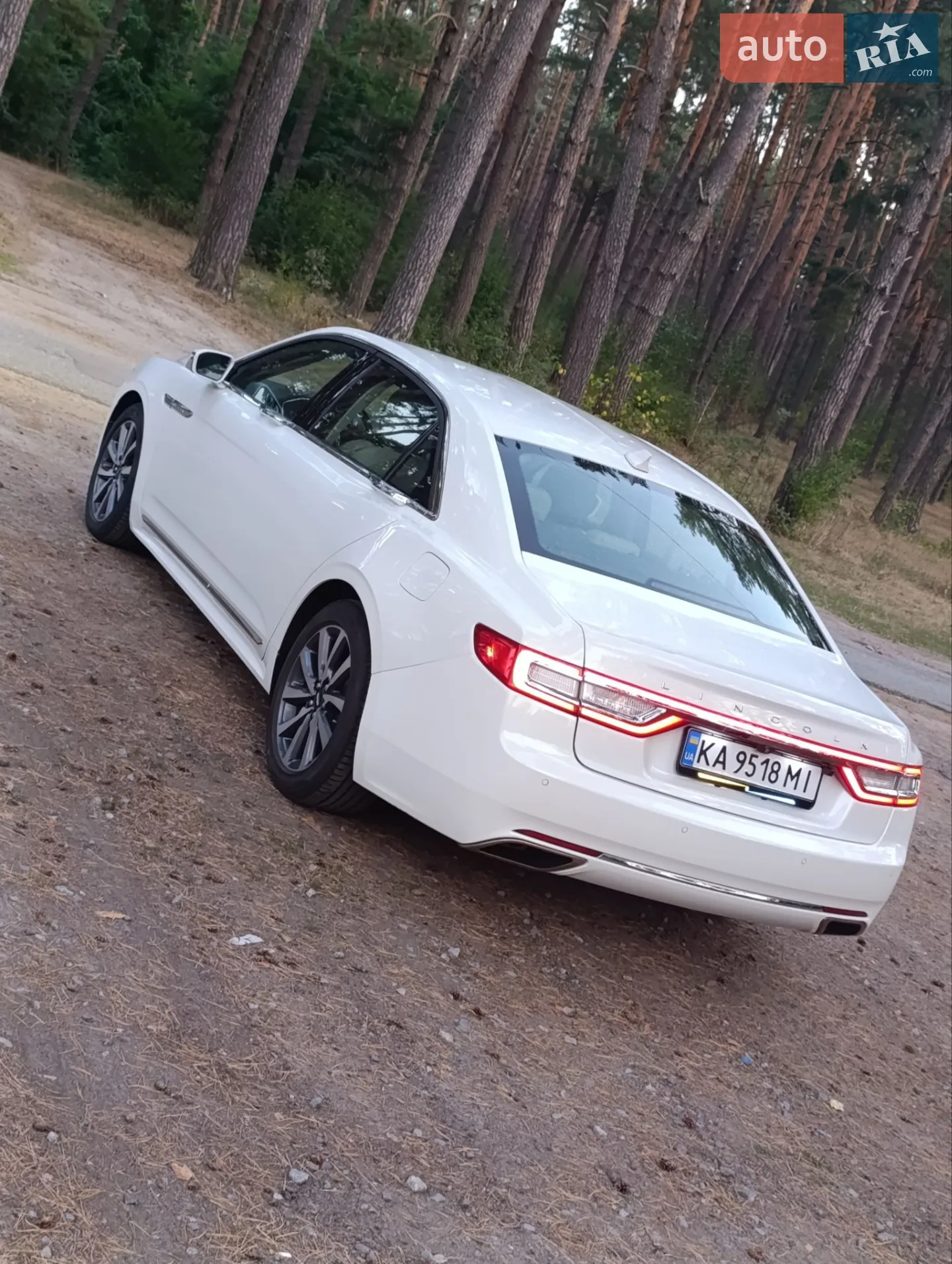 2019 Lincoln Continental - мініатюра 5