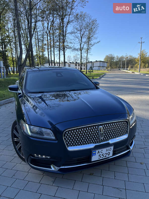 Седан Lincoln Continental 2017 в Києві