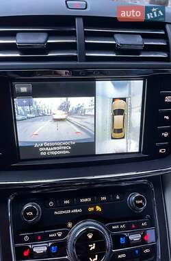 Седан Lincoln Continental 2016 в 