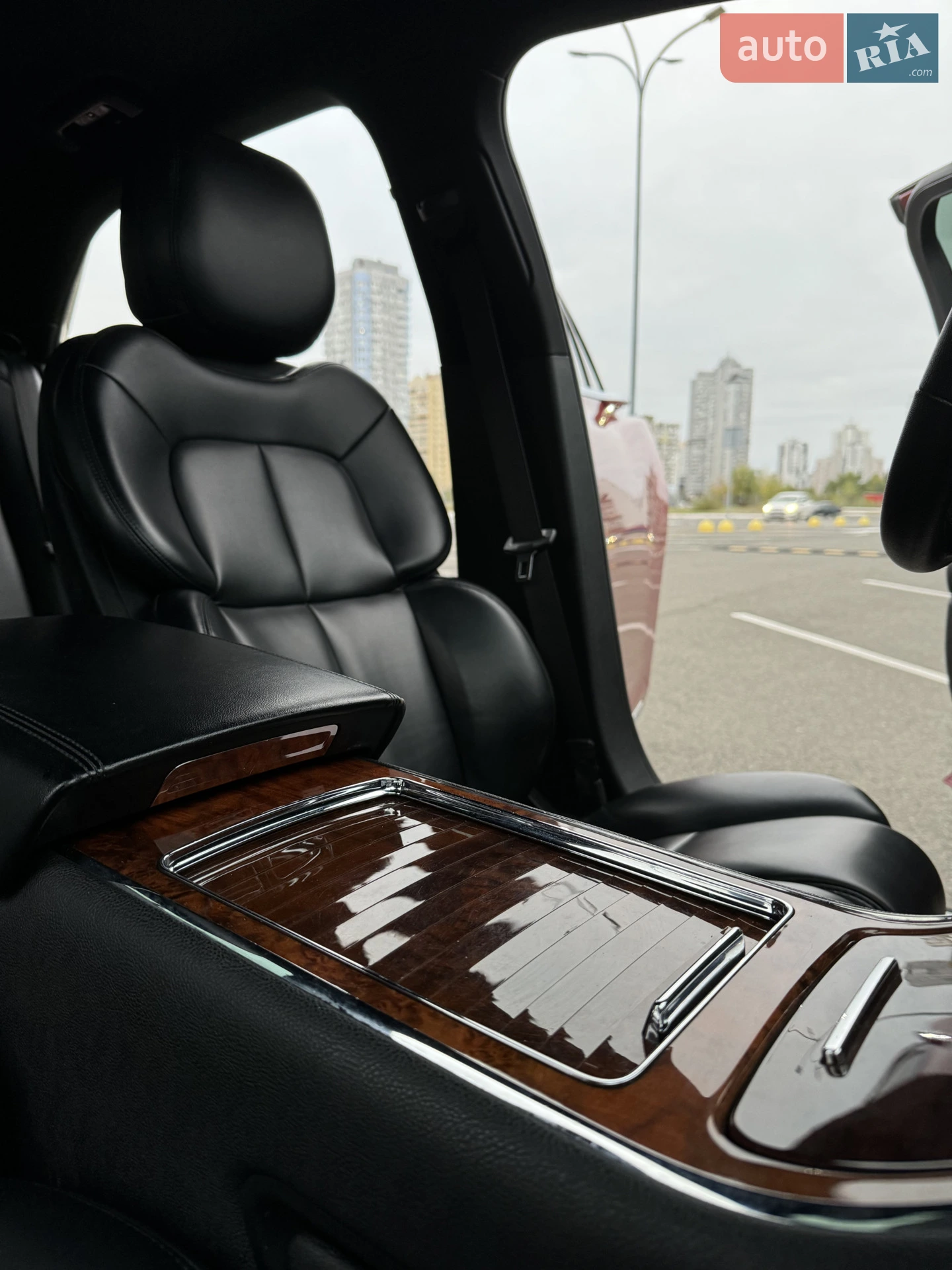 2020 Lincoln Continental - мініатюра 48