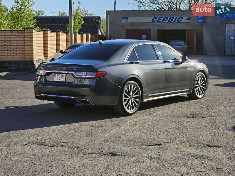 Седан Lincoln Continental 2018 в Владимире