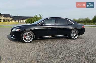 Седан Lincoln Continental 2016 в Львові