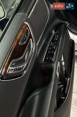 Седан Lincoln Continental 2017 в 