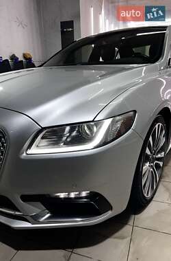 Седан Lincoln Continental 2017 в 