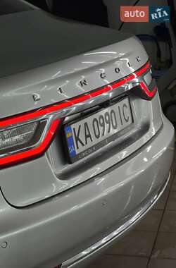Седан Lincoln Continental 2017 в 