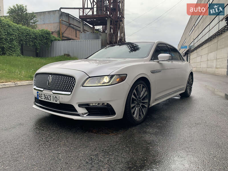 Седан Lincoln Continental 2017 в Днепре