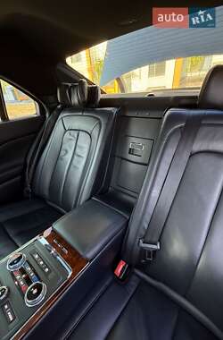 Седан Lincoln Continental 2017 в 