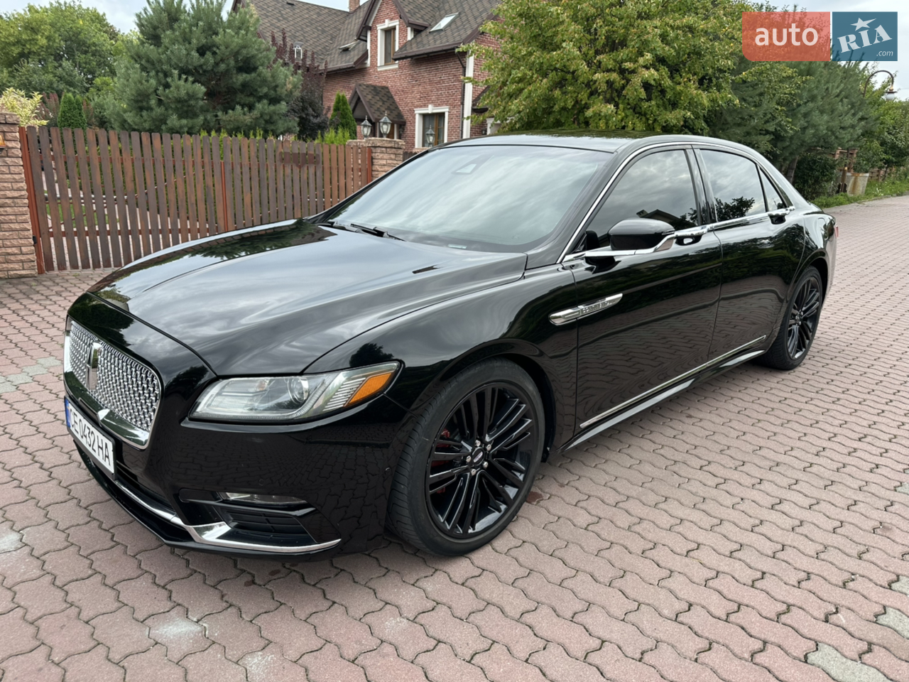 2017 Lincoln Continental - мініатюра 25
