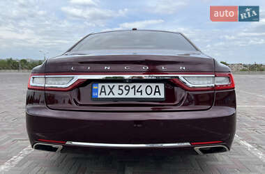 Седан Lincoln Continental 2016 в 