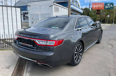 Седан Lincoln Continental 2016 в 