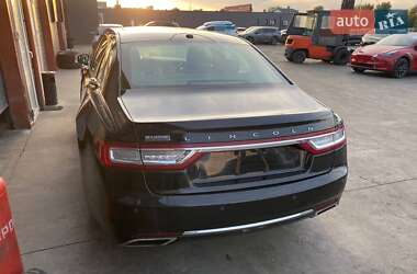 Седан Lincoln Continental 2017 в 