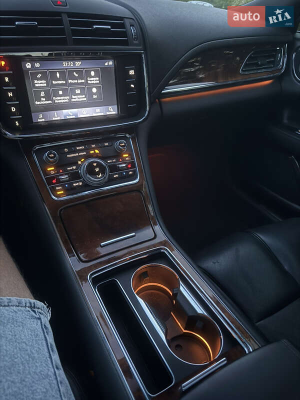 Седан Lincoln Continental 2020 в Ковеле