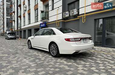 Седан Lincoln Continental 2017 в 