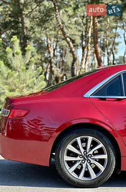 Седан Lincoln Continental 2017 в 