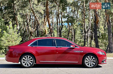 Седан Lincoln Continental 2017 в 