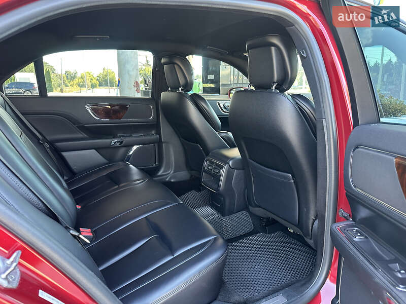 Седан Lincoln Continental 2017 в Києві фото 48 Седан Lincoln Continental 2017 в Києві