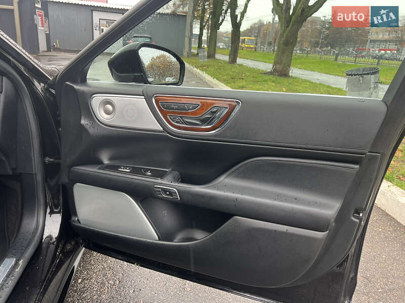 Седан Lincoln Continental 2016 в Харькове фото 8 Седан Lincoln Continental 2016 в Харькове