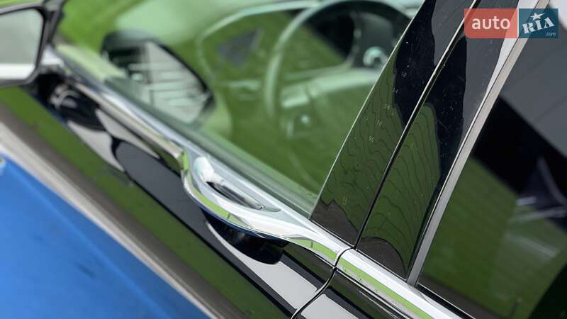 Седан Lincoln Continental 2016 в Києві фото 12 Седан Lincoln Continental 2016 в Києві