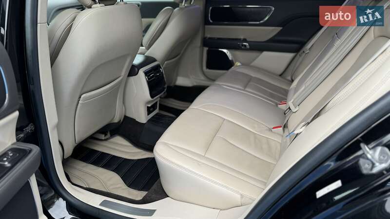 Седан Lincoln Continental 2016 в Киеве