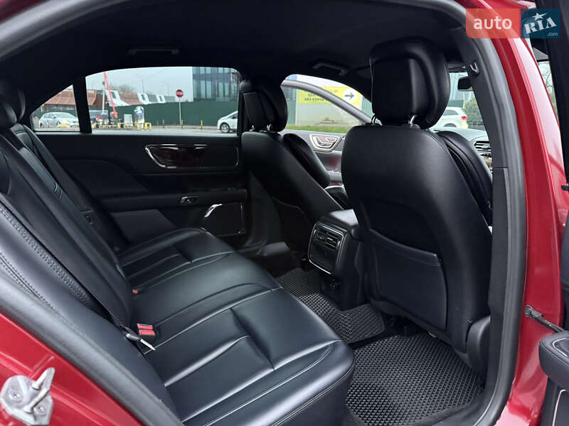 Седан Lincoln Continental 2017 в Киеве