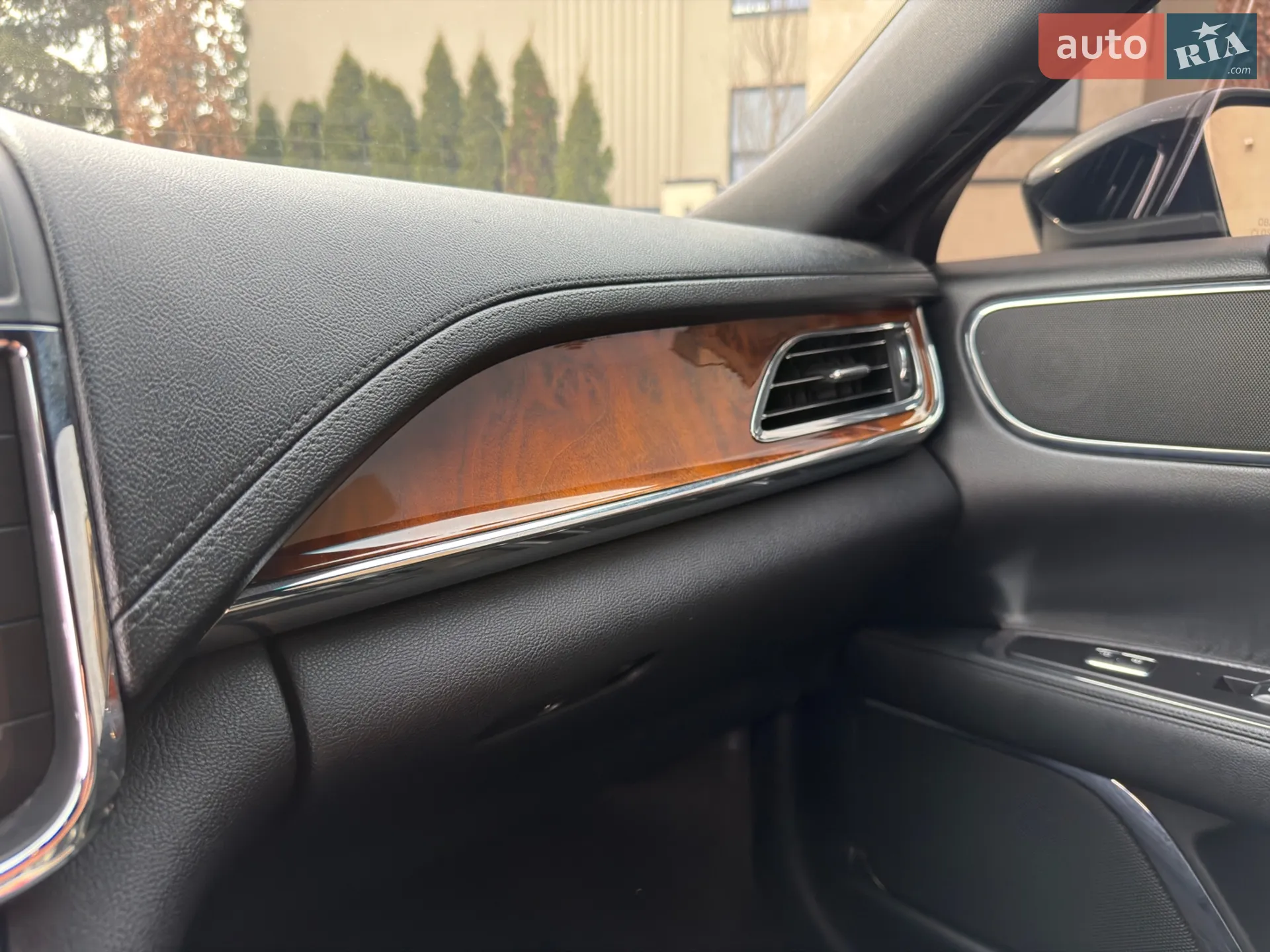 2016 Lincoln Continental - мініатюра 11